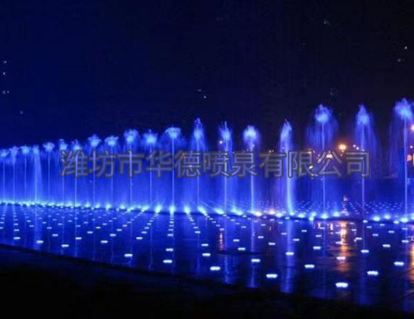 喷泉实喷